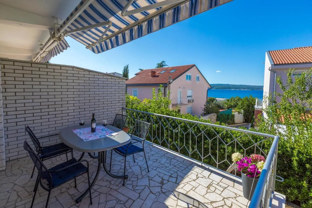 Blue Pearl Apartments Crikvenica 0*,